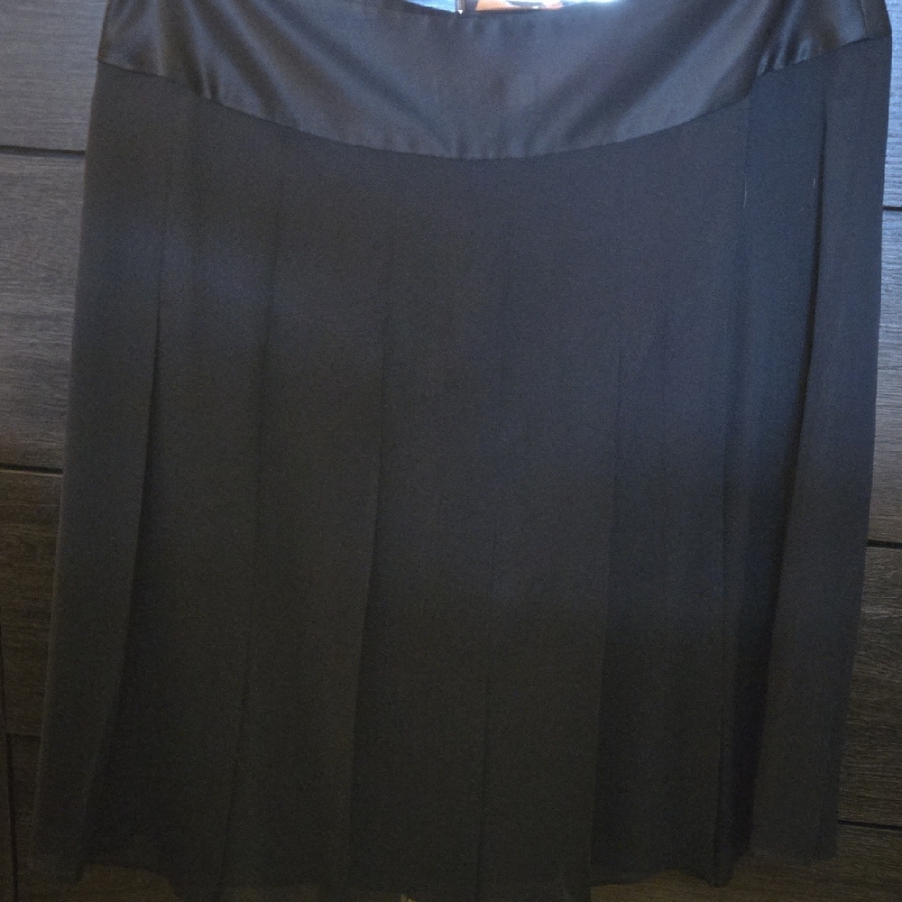 Banana Republic Classic Black A-Line Skirt